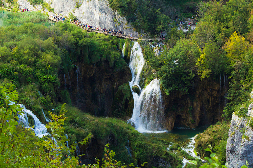 Essential tips for visiting the Plitvice Lakes National Park